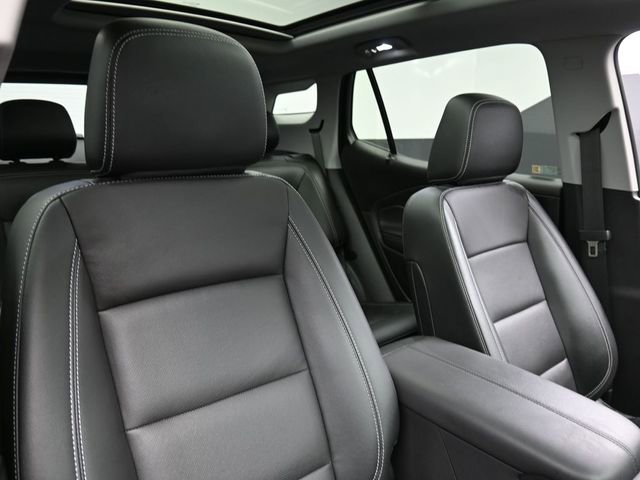 Used 2023 GMC Terrain SLT w/ Tech Package image 26