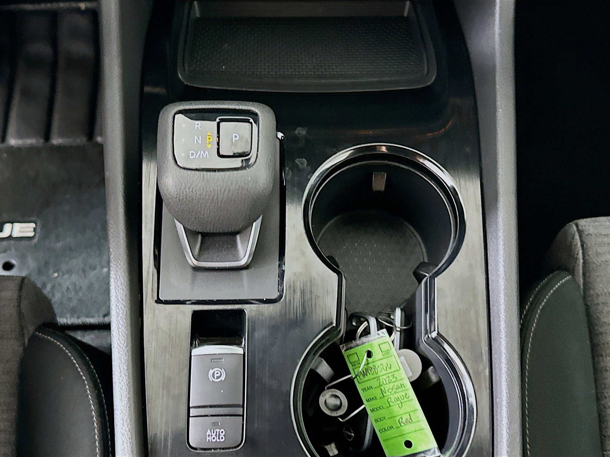 Used 2023 Nissan Rogue SV image 24