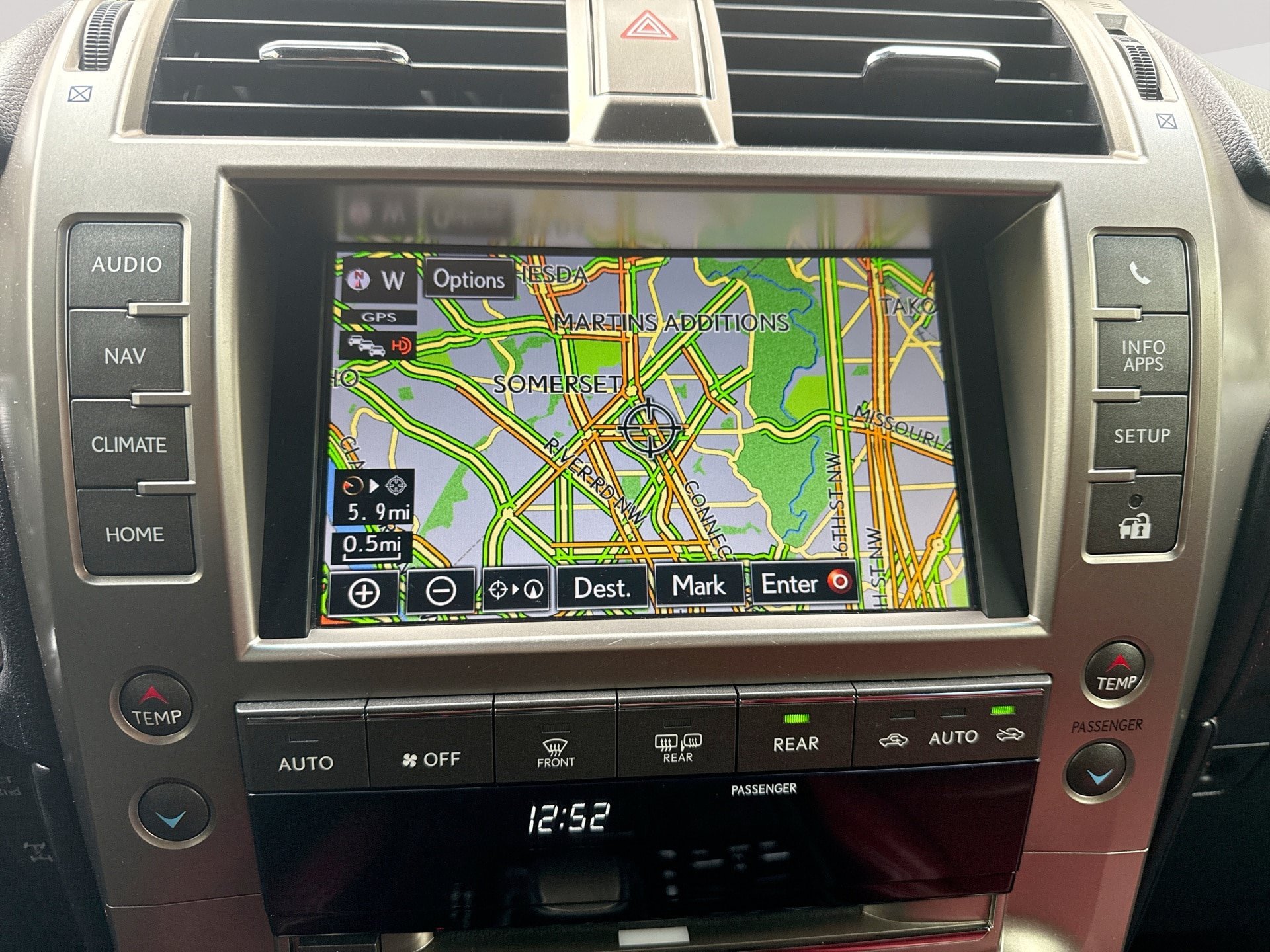 Used 2020 Lexus GX 460 Luxury w/ Luxury Sport Package AWD/4WD image 20