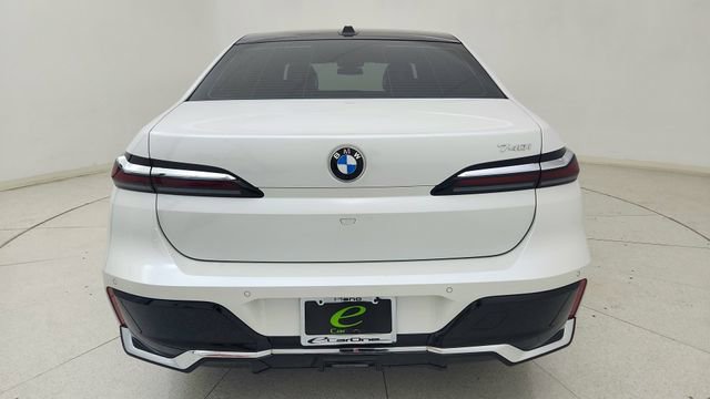 Used 2025 BMW 740i image 5