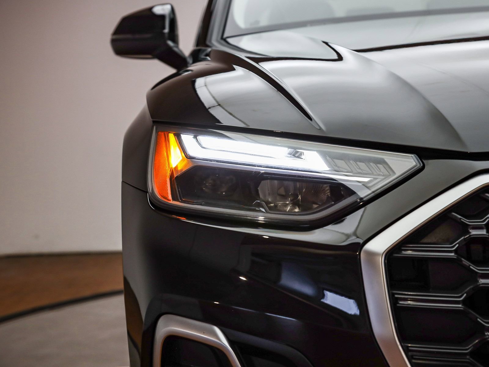Used 2023 Audi Q5 2.0T Premium AWD/4WD image 8