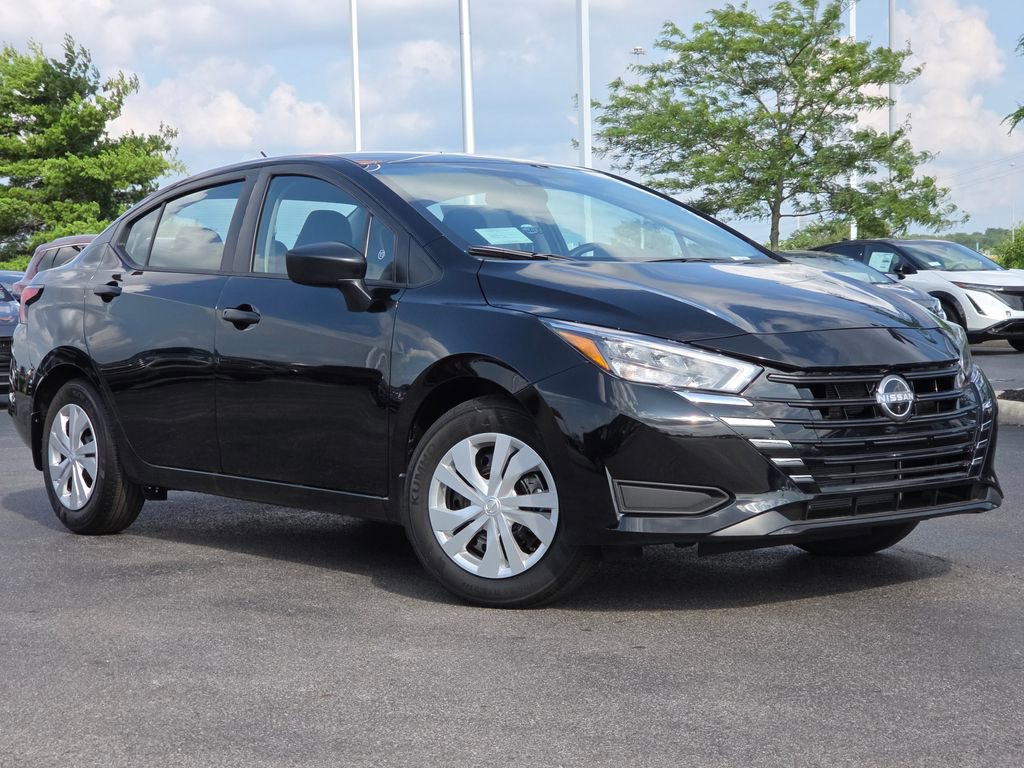 New 2025 Nissan Versa S w/ Trunk Package