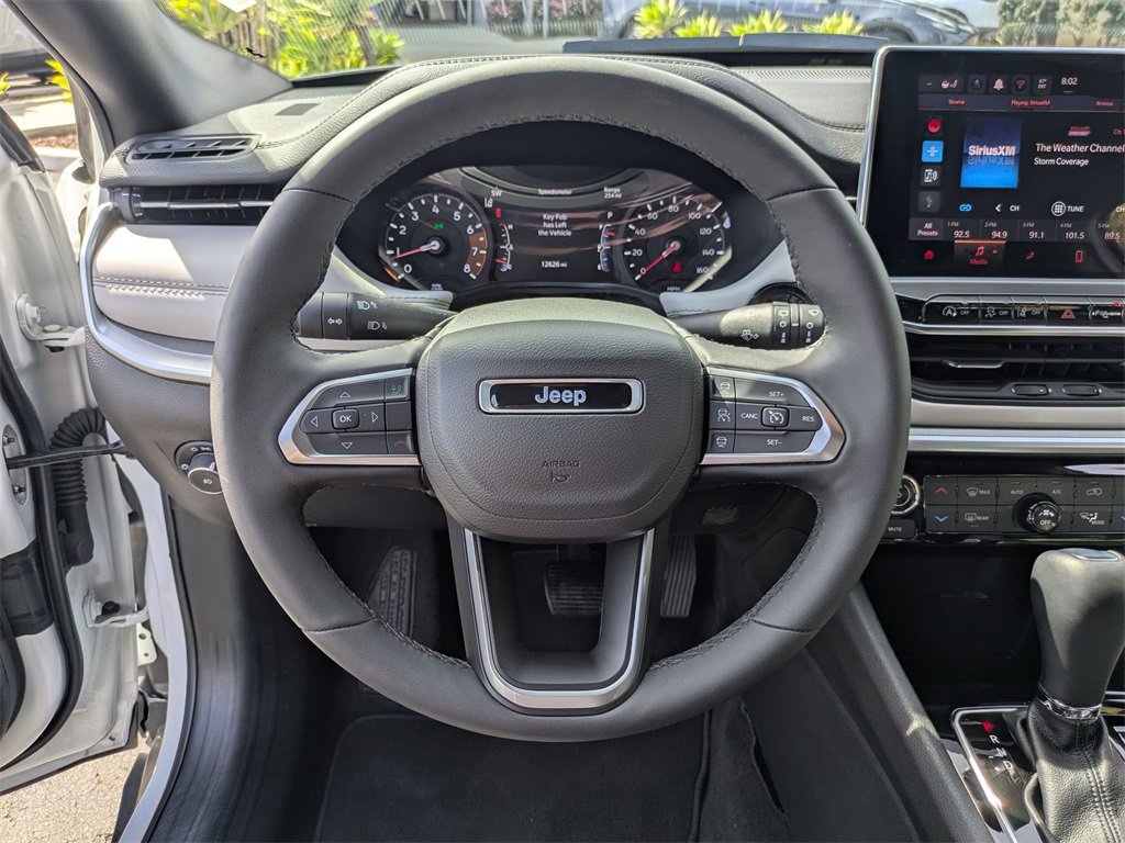 Used 2025 Jeep Compass Limited image 18