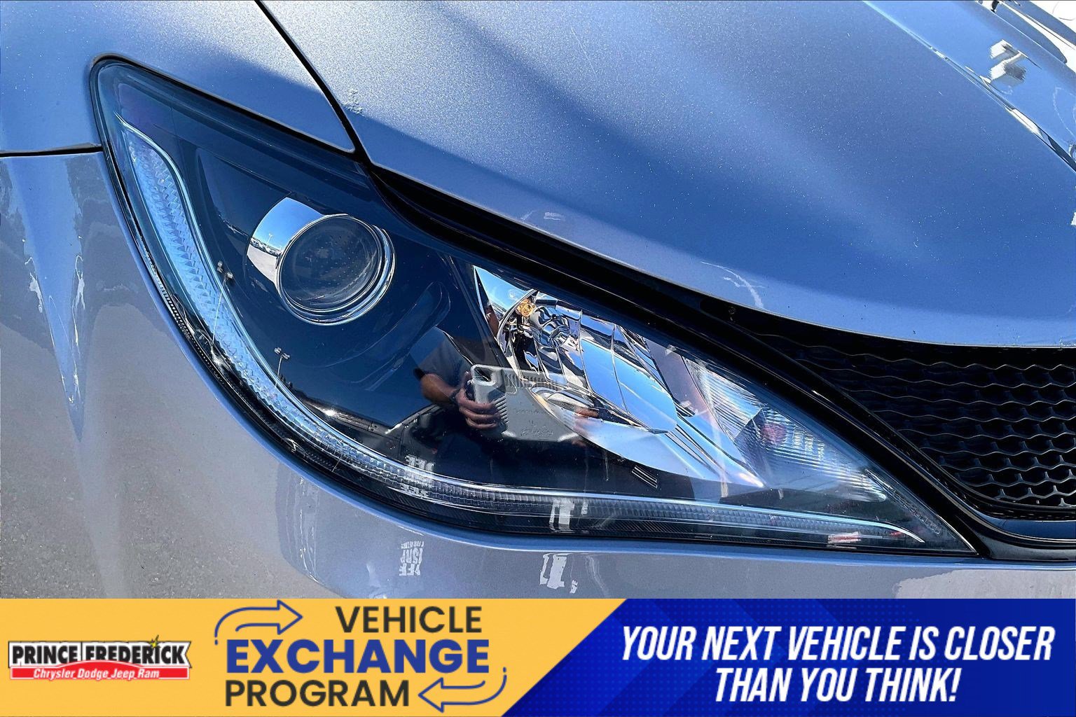 Used 2018 Chrysler Pacifica Touring-L w/ Premium Audio Group FWD image 24