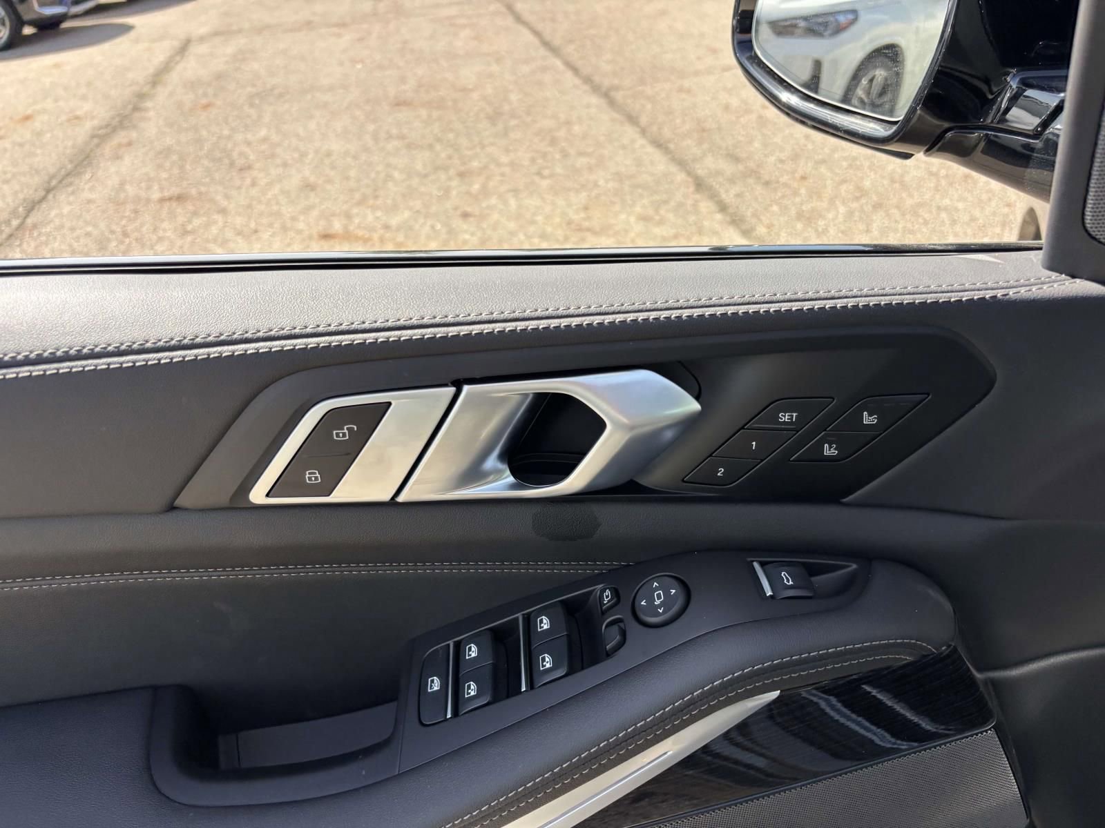 New 2026 BMW X5 xDrive50e AWD/4WD image 12
