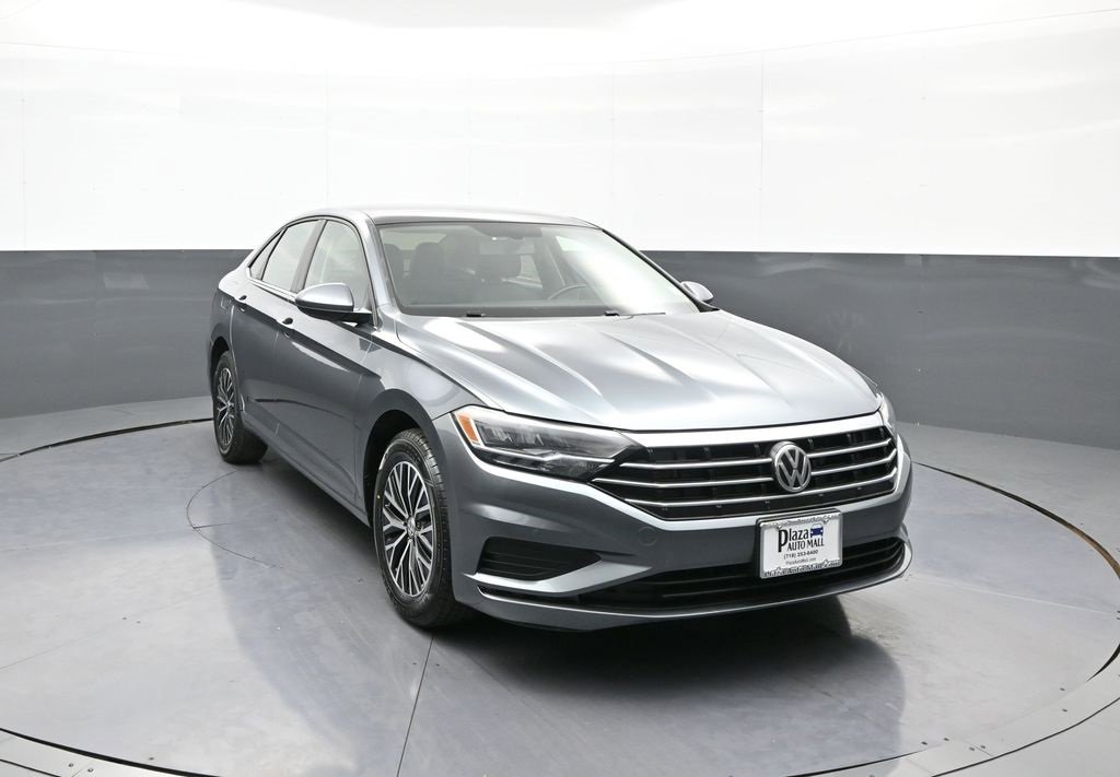 Used 2021 Volkswagen Jetta S image 3