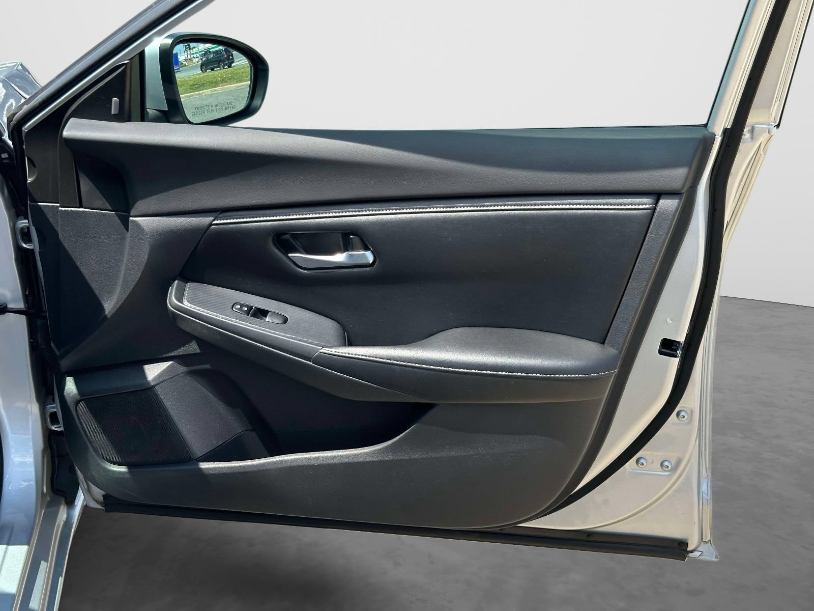 Used 2021 Nissan Sentra SV FWD image 9