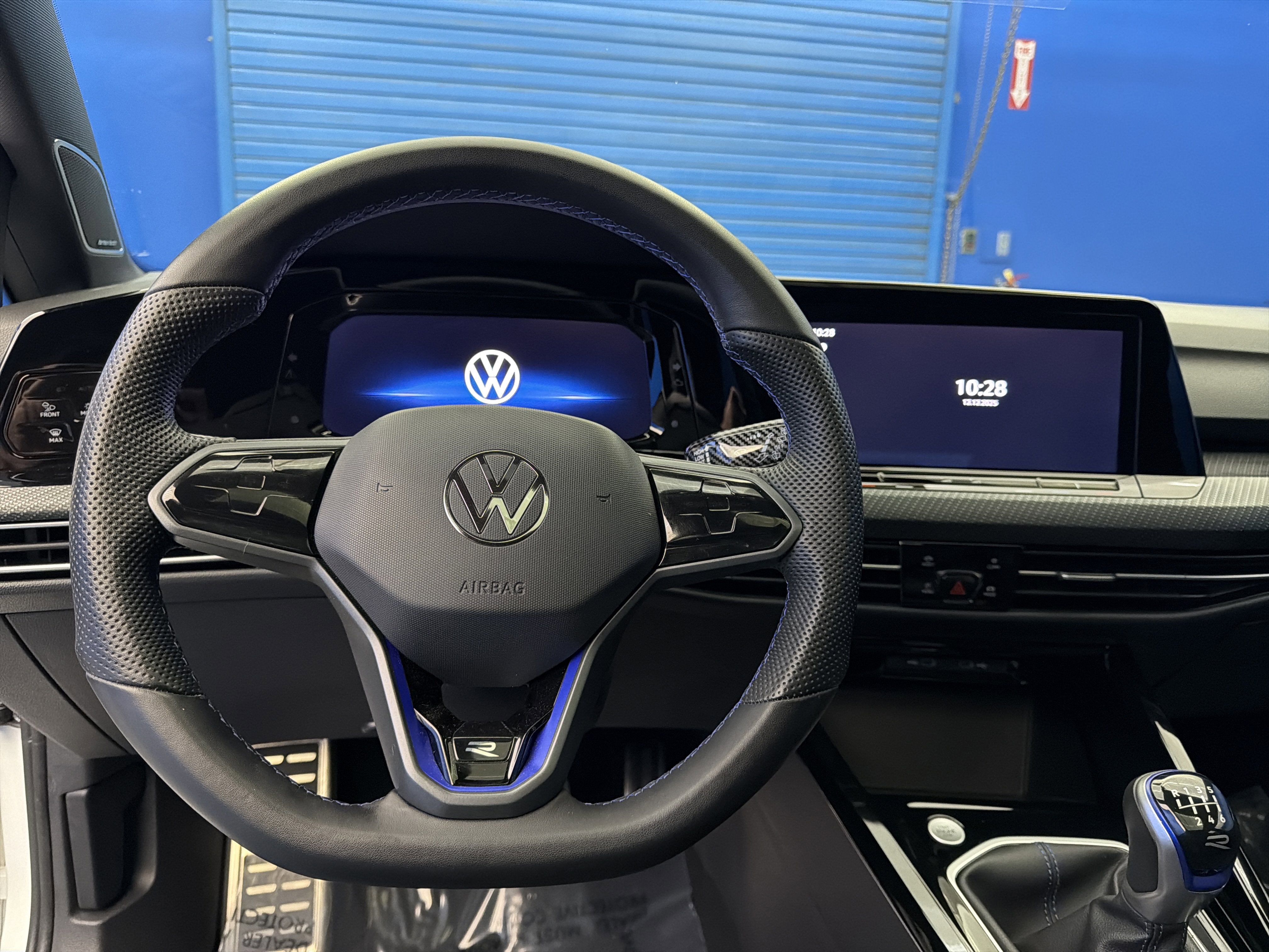 Used 2024 Volkswagen Golf R image 14