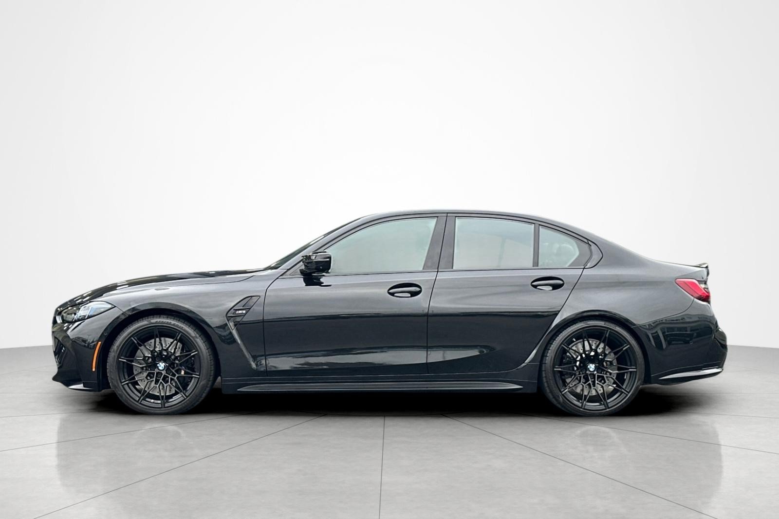 Used 2025 BMW M3 w/ Executive Package RWD video 2