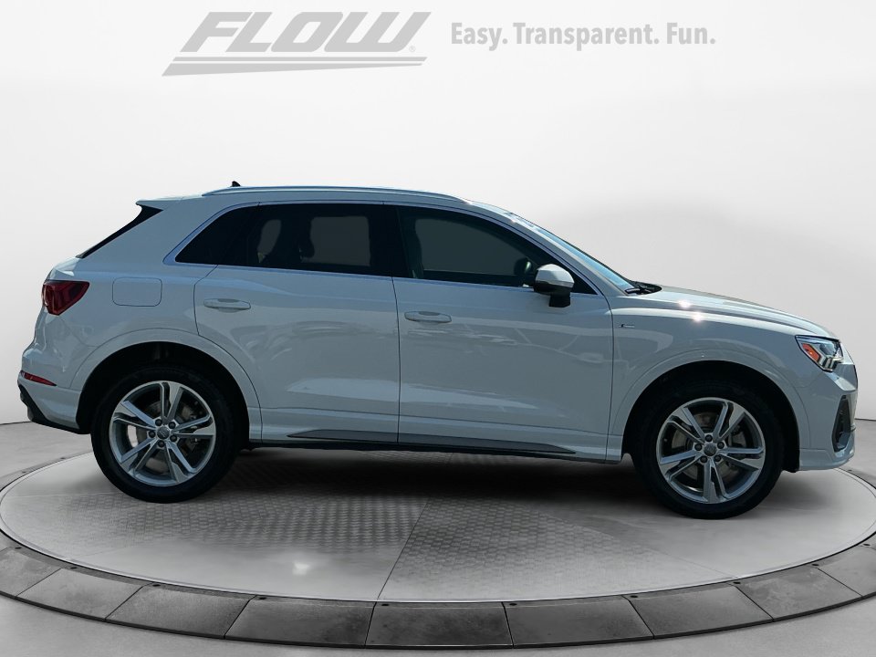 Used 2020 Audi Q3 2.0T Premium Plus w/ Premium Plus Package AWD/4WD image 10