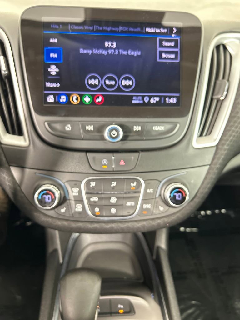 Used 2024 Chevrolet Malibu LT image 14