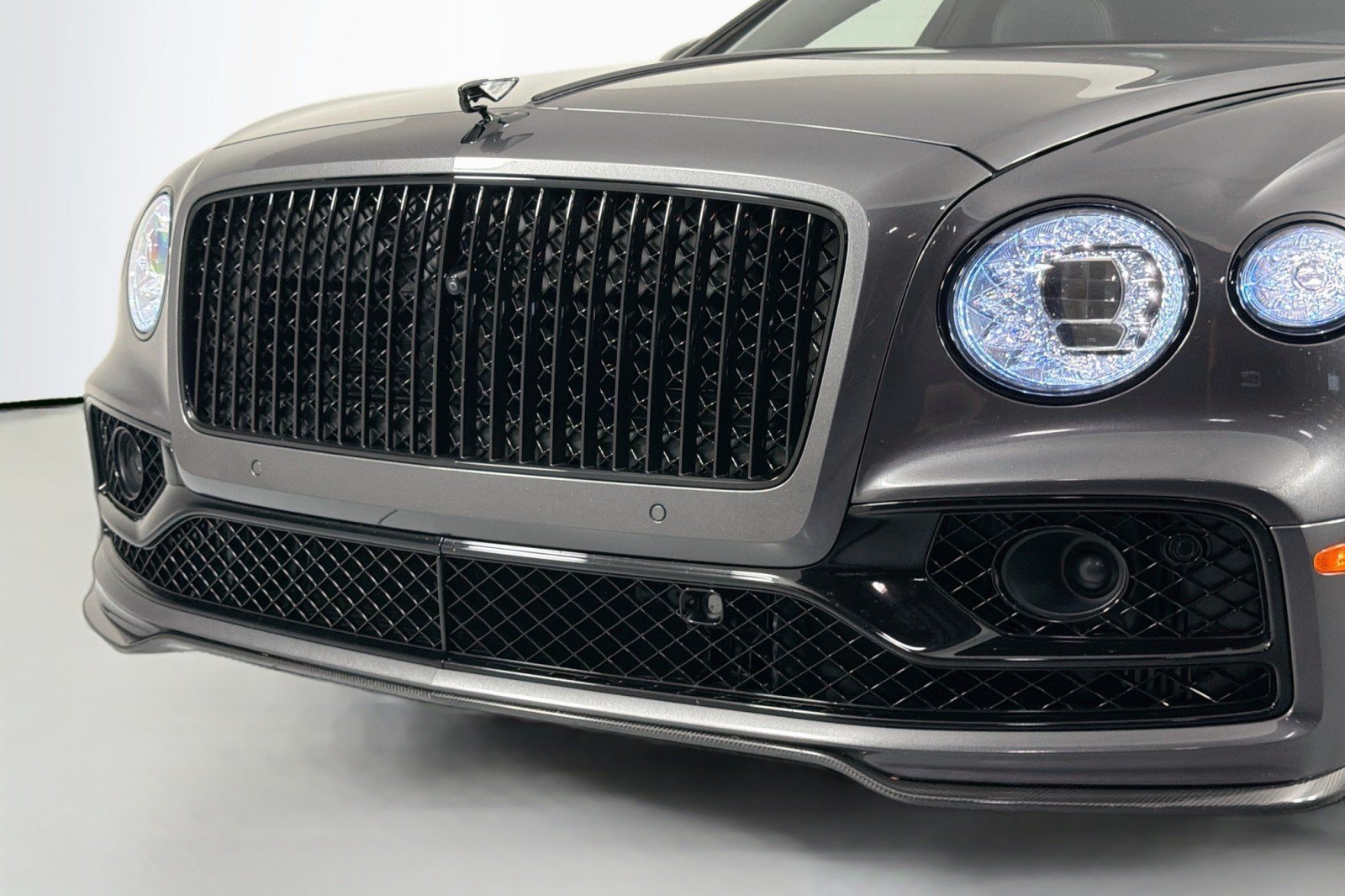 Used 2021 Bentley Flying Spur W12 AWD/4WD image 13