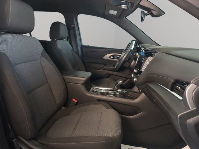 Used 2023 Chevrolet Traverse LT AWD/4WD image 19