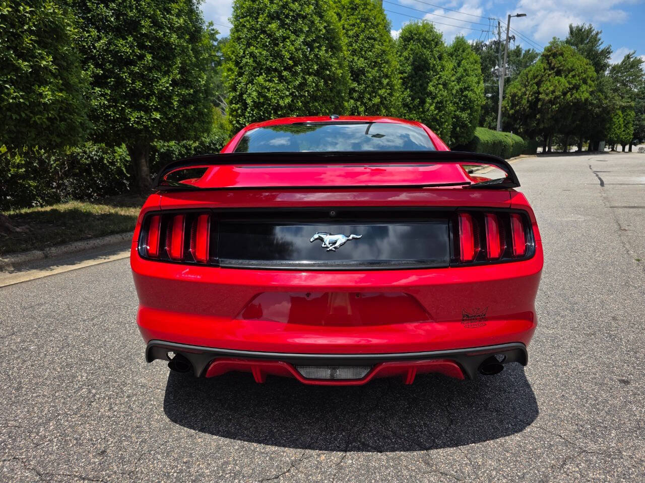 Used 2015 Ford Mustang Premium RWD image 4