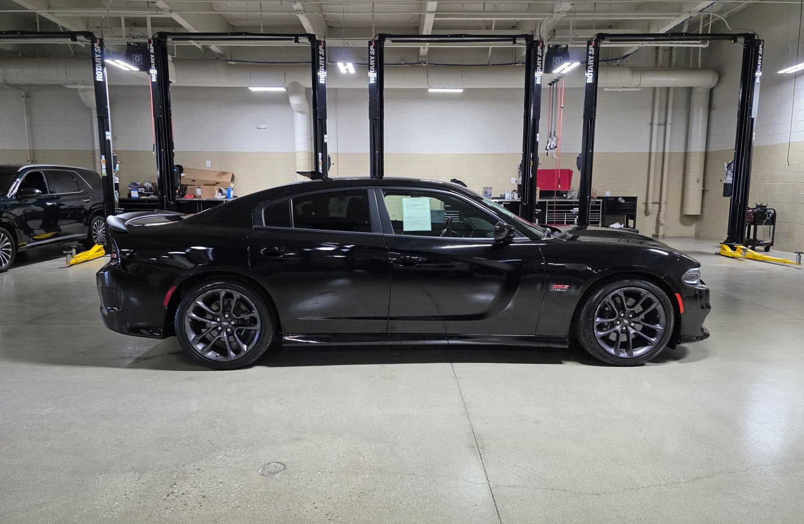 Used 2020 Dodge Charger Scat Pack RWD image 8