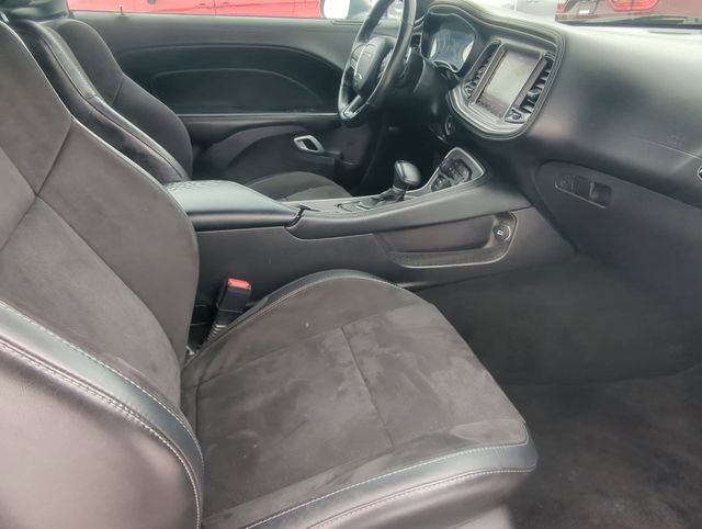 Used 2022 Dodge Challenger R/T w/ Plus Package image 26