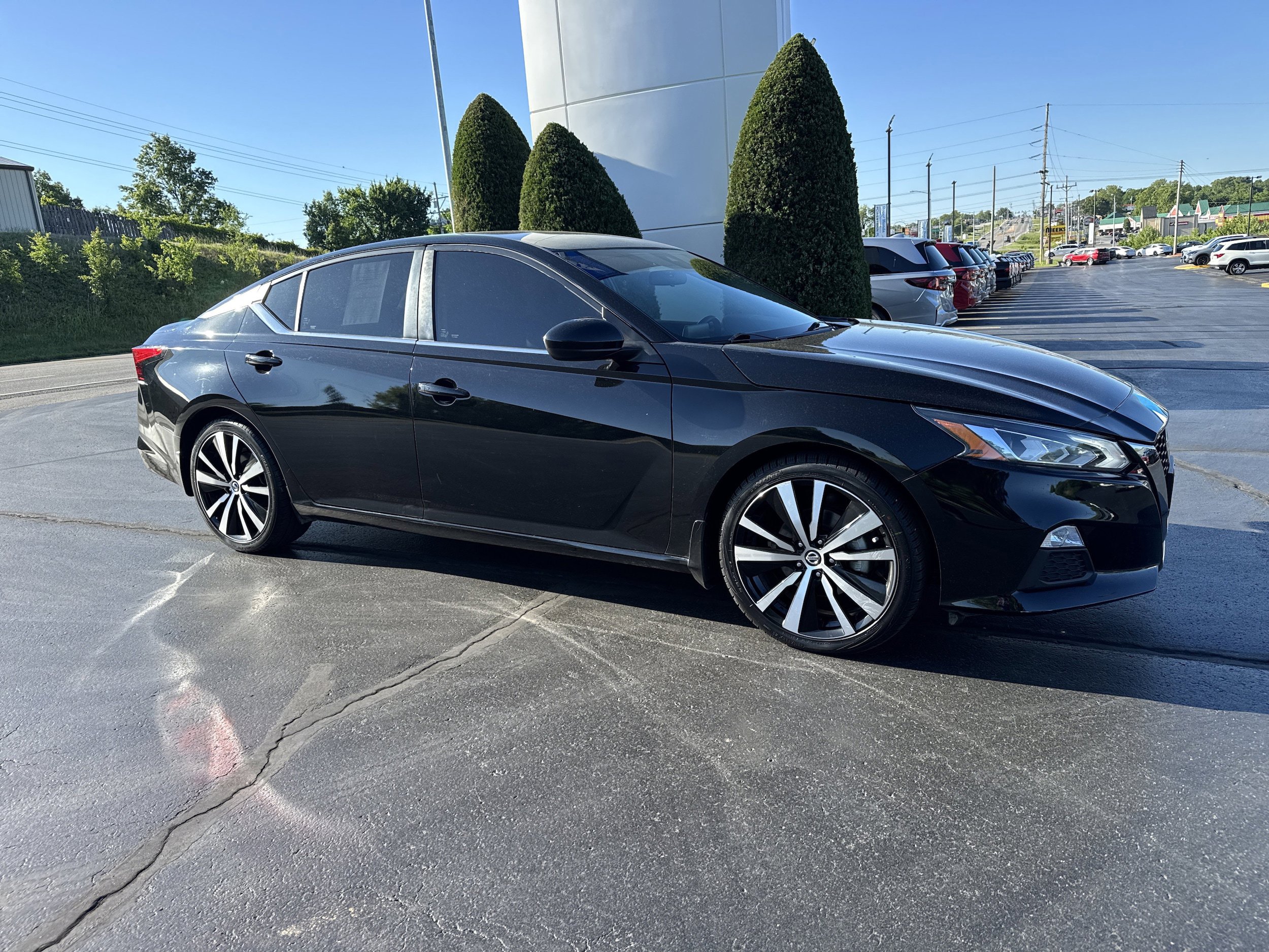 Used 2022 Nissan Altima 2.5 SR