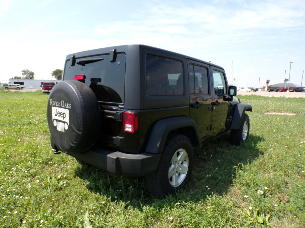Used 2016 Jeep Wrangler Unlimited Sport w/ Quick Order Package 24S AWD/4WD image 13
