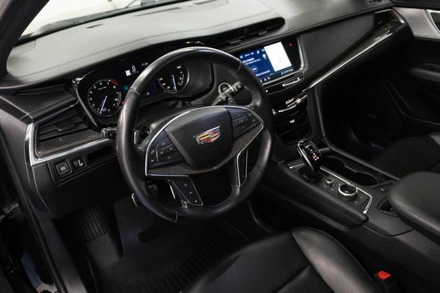 Used 2020 Cadillac XT5 Sportv AWD/4WD image 3