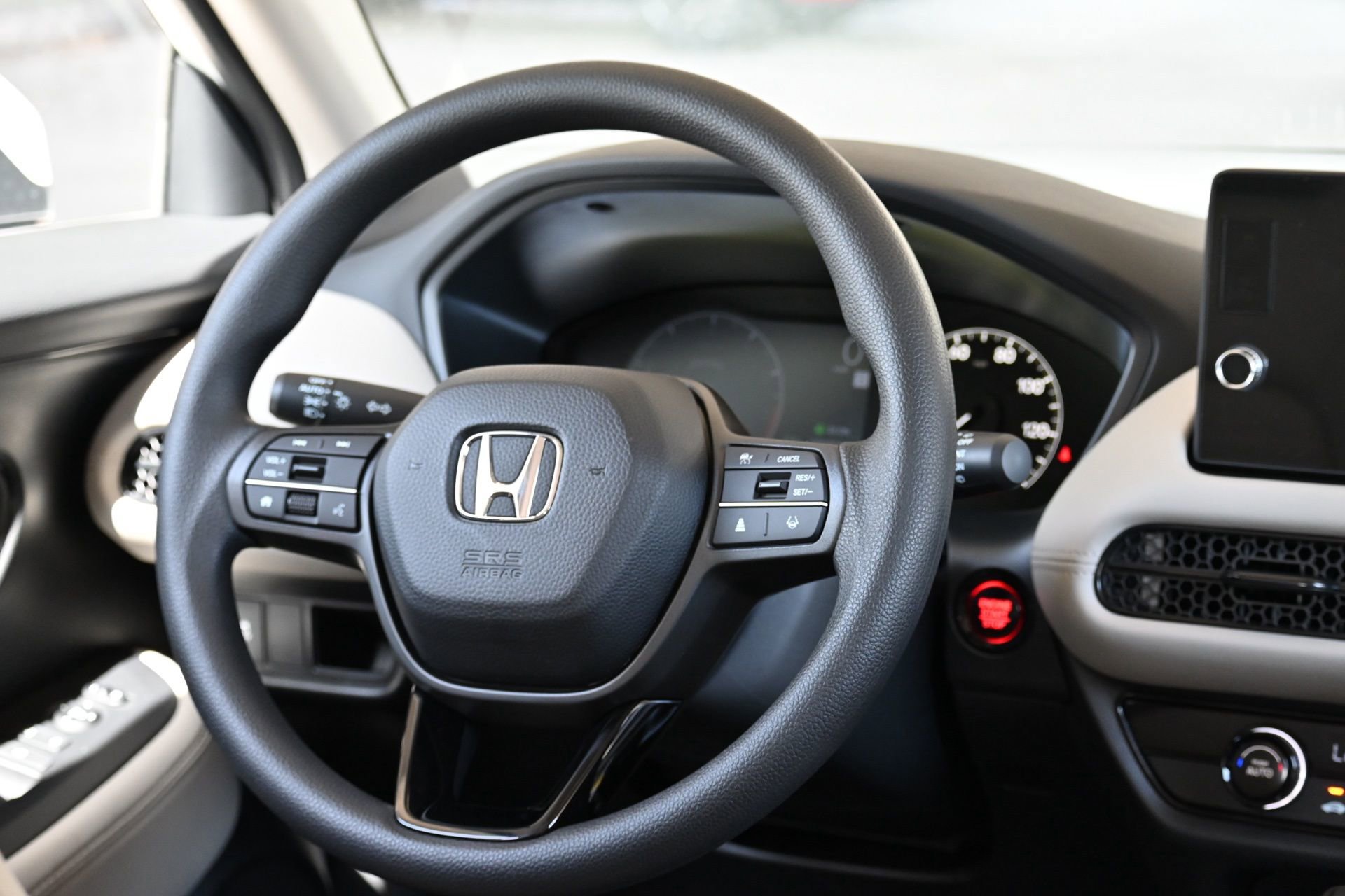 New 2025 Honda HR-V LX image 13