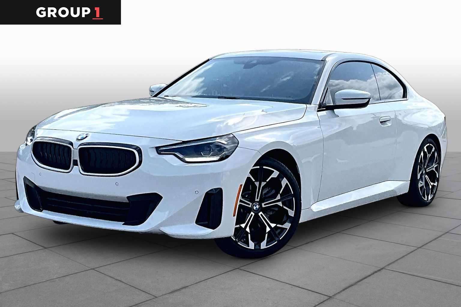 Used 2026 BMW 230i Coupe w/ Convenience Package RWD image 1