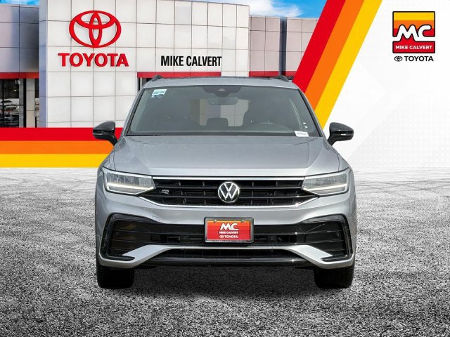 Used 2023 Volkswagen Tiguan SE R-Line FWD image 5