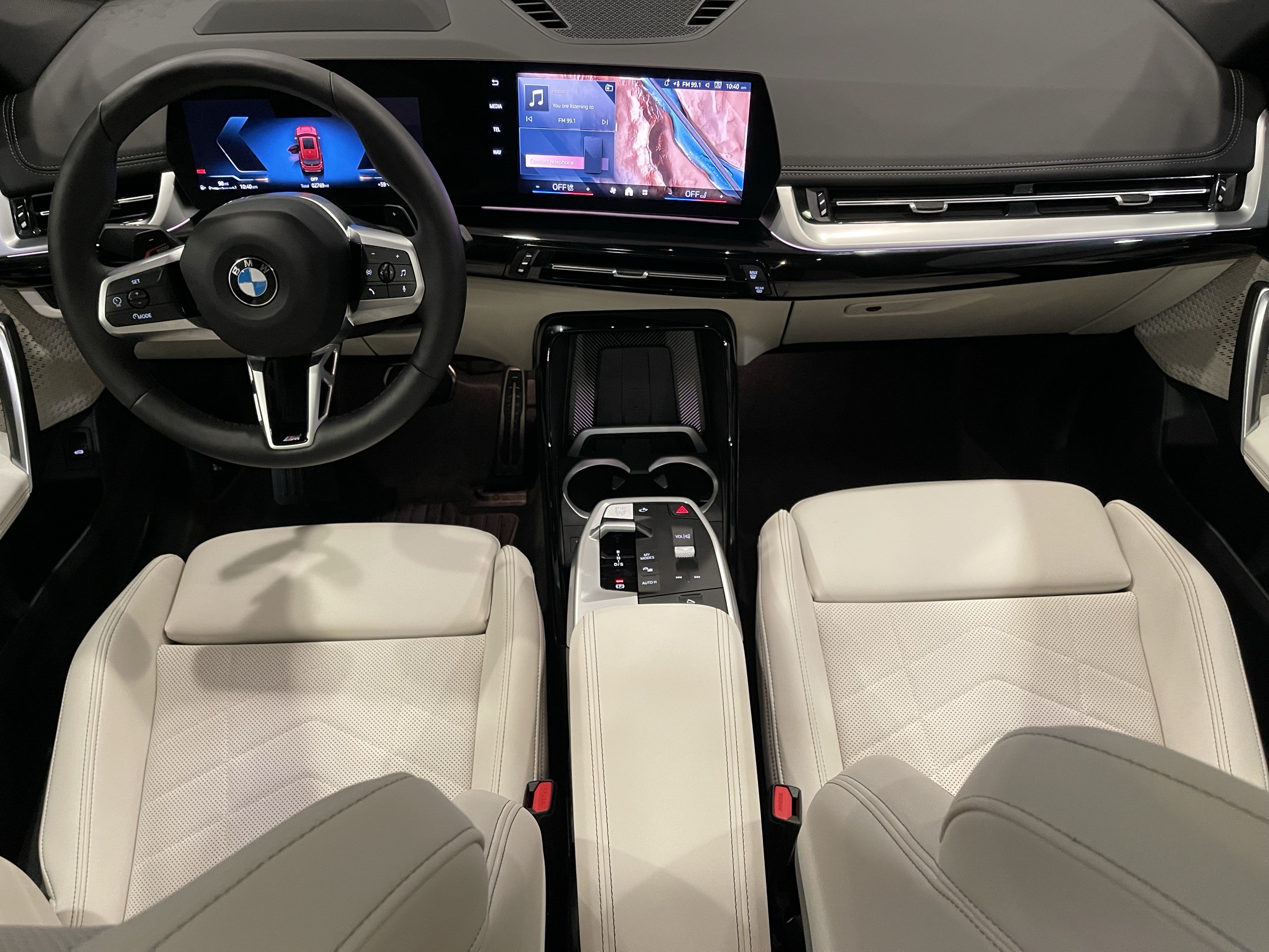 Used 2026 BMW X1 xDrive28i w/ Technology Package AWD/4WD image 16