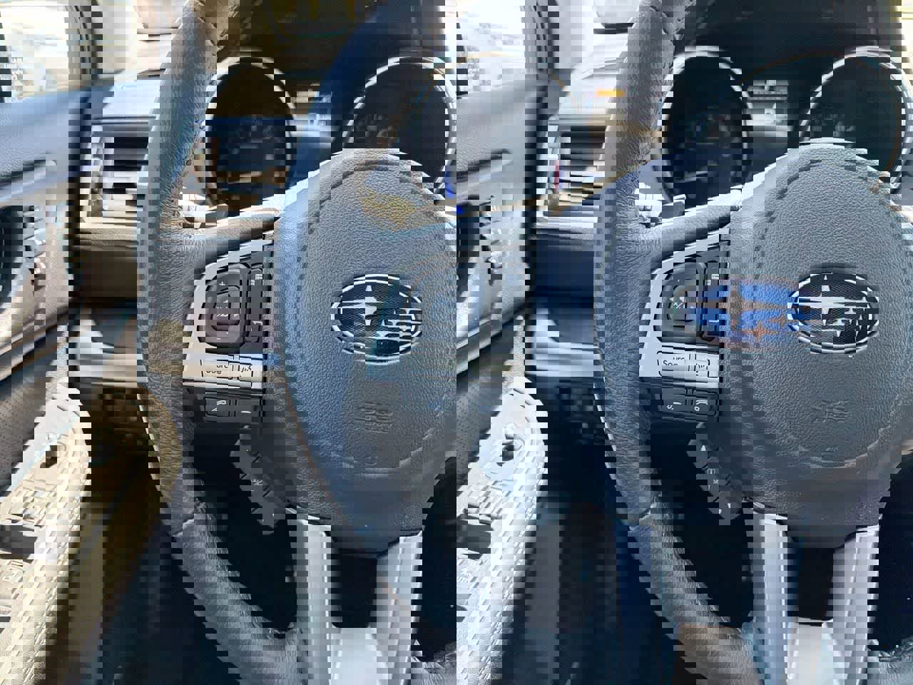 Used 2017 Subaru Outback 3.6R Limited image 29