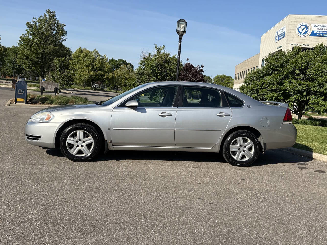 Used 2006 Chevrolet Impala LS FWD image 12