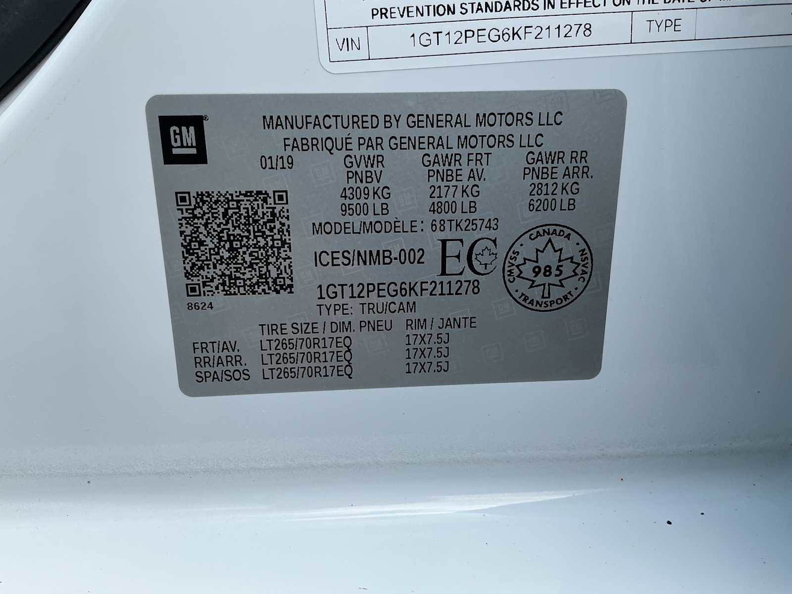 Used 2019 GMC Sierra 2500 SLE w/ SLE Preferred Package image 19