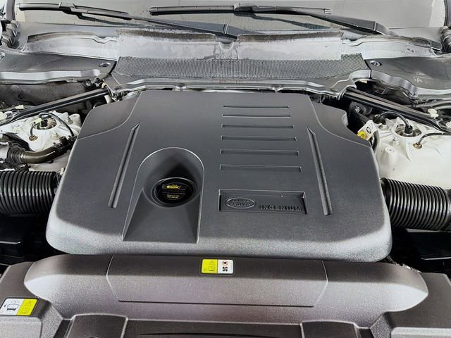 Used 2021 Land Rover Range Rover Sport HST AWD/4WD image 37