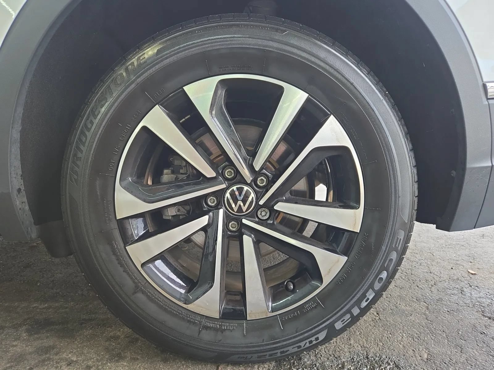 Used 2022 Volkswagen Tiguan S FWD image 28