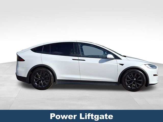 Used 2022 Tesla Model X image 9