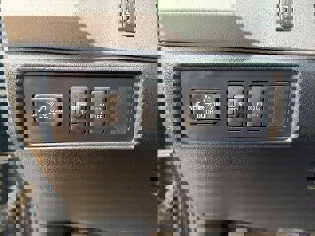 Used 2012 Toyota Tundra Limited image 7