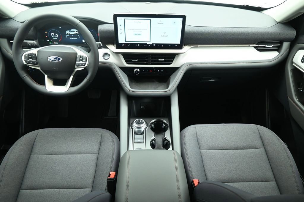 New 2026 Ford Explorer Active RWD image 22
