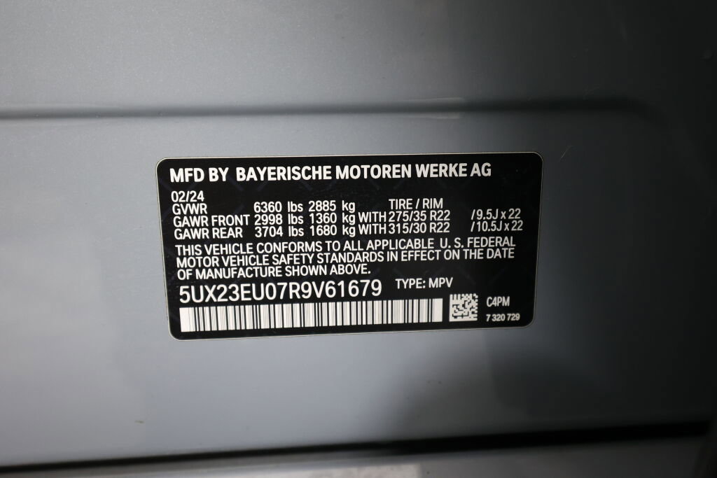 Used 2024 BMW X5 xDrive40i w/ M Sport Package image 40