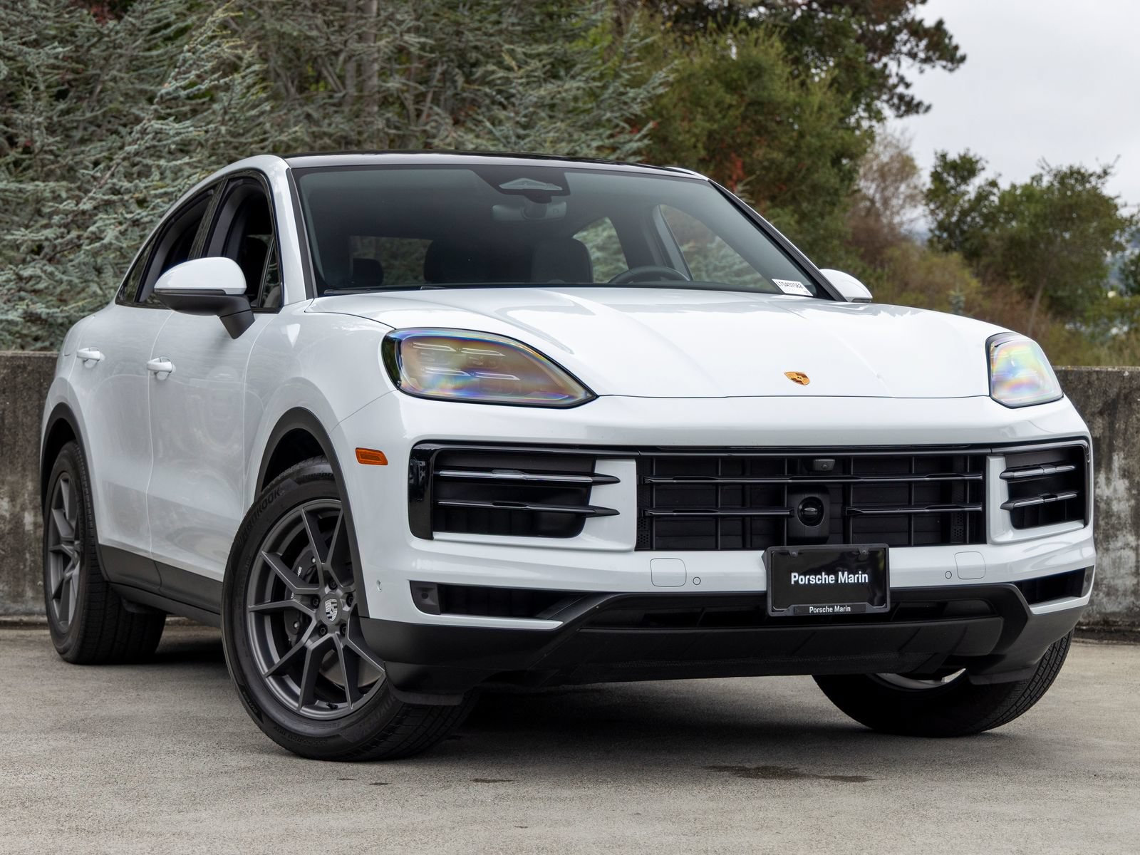 Certified 2026 Porsche Cayenne Coupe AWD/4WD image 6