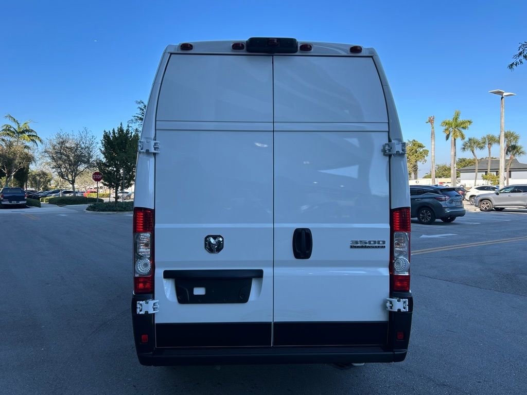 Used 2025 RAM ProMaster 3500 w/ Convenience Group FWD image 6