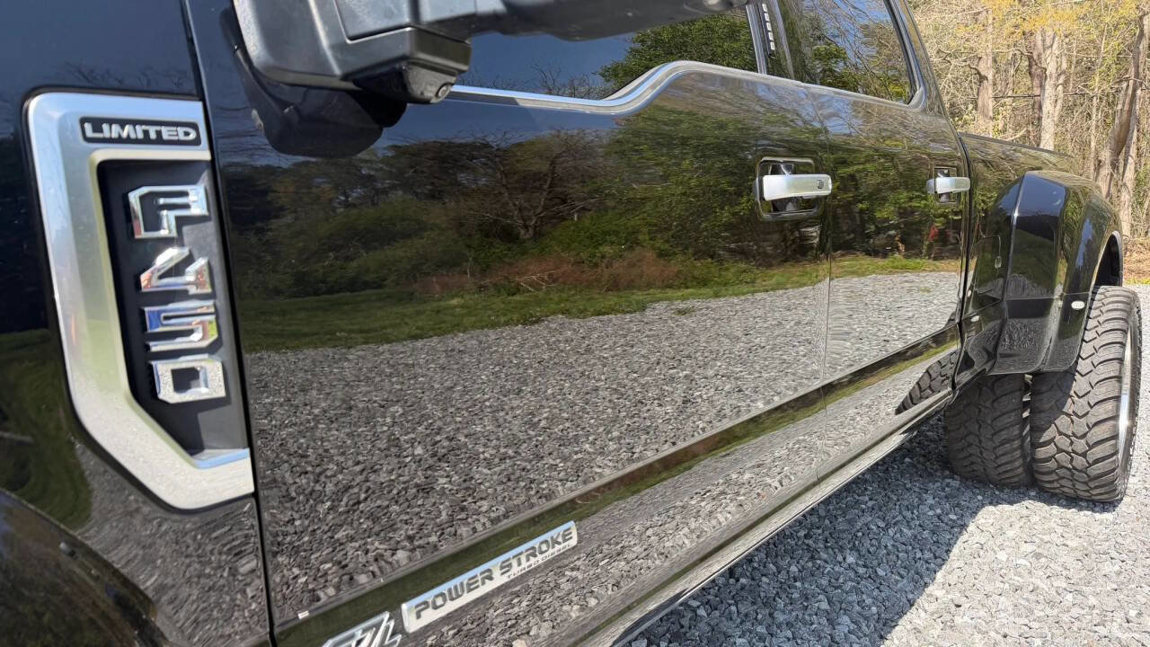 Used 2022 Ford F450 Limited w/ FX4 Off-Road Package image 12