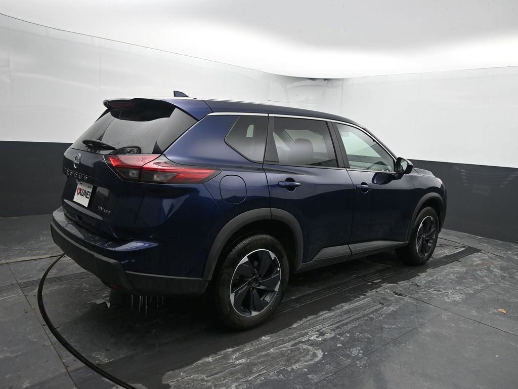 Used 2024 Nissan Rogue SV image 13