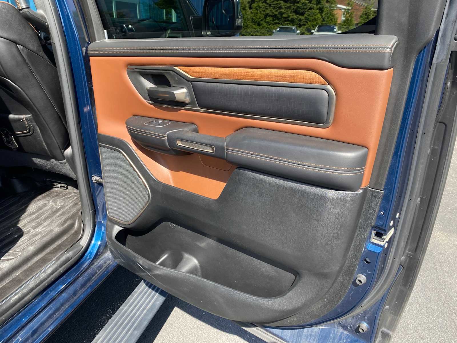 Used 2021 RAM 1500 Limited AWD/4WD image 49