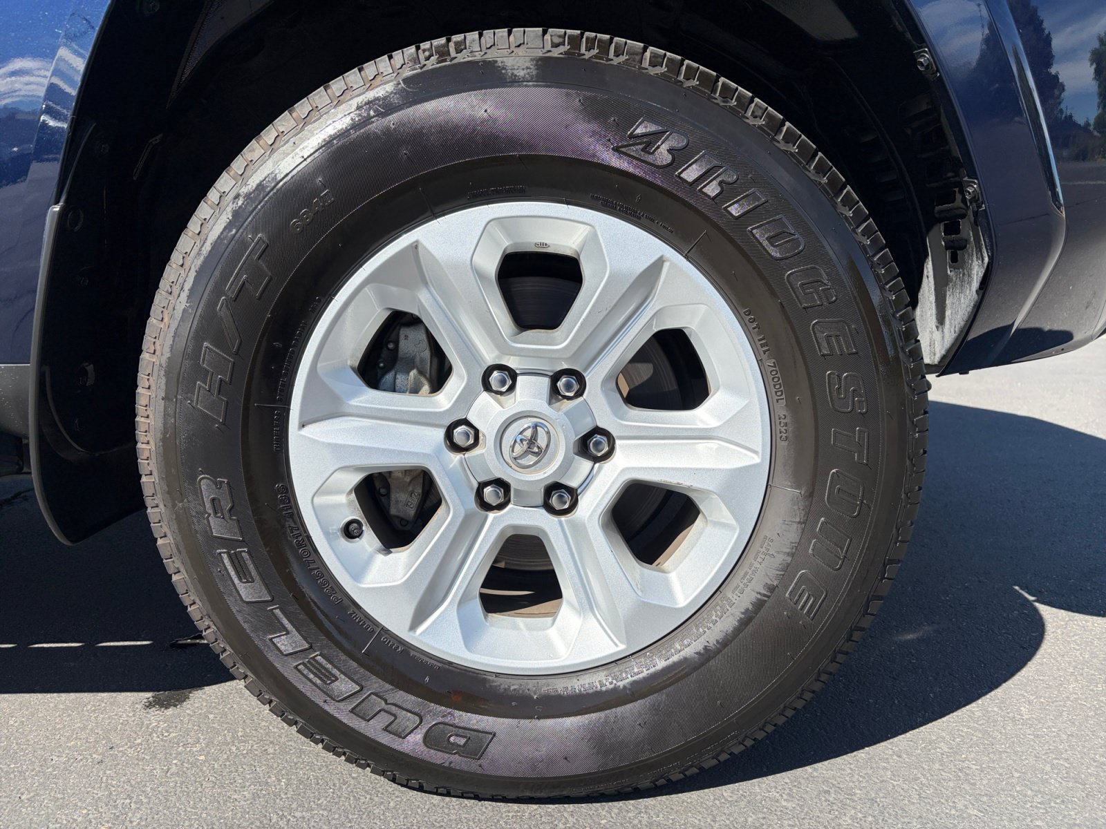 Certified 2023 Toyota 4Runner SR5 AWD/4WD image 30