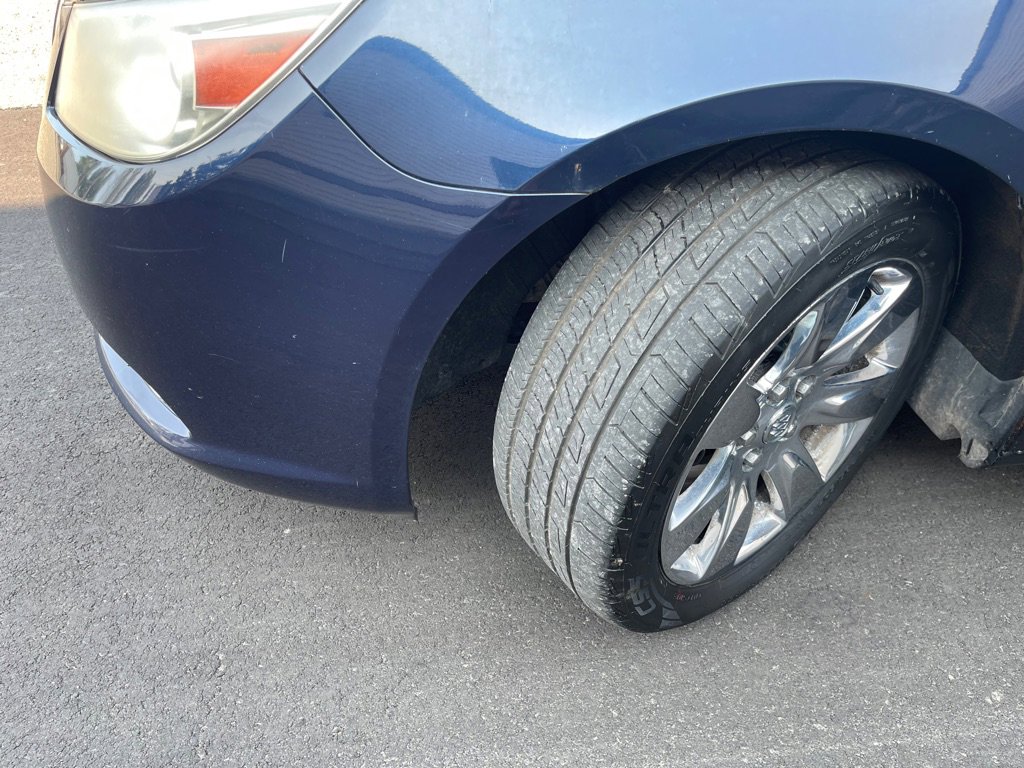 Used 2010 Buick LaCrosse CXL w/ Luxury Package AWD/4WD image 10