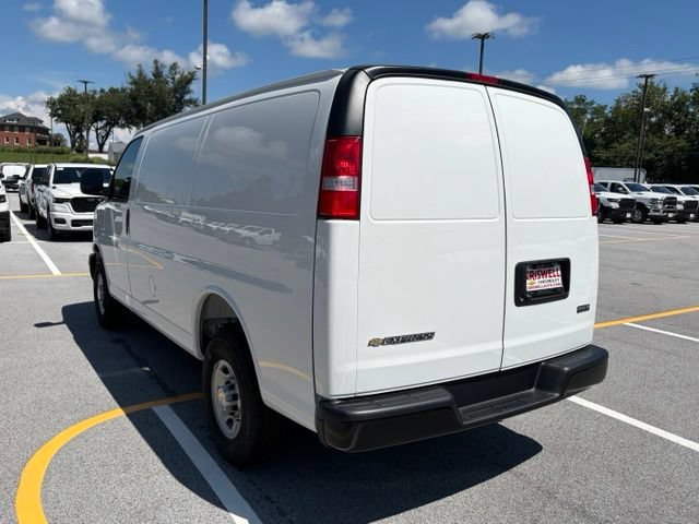 New 2026 Chevrolet Express 3500 w/ Driver Convenience Package RWD image 5