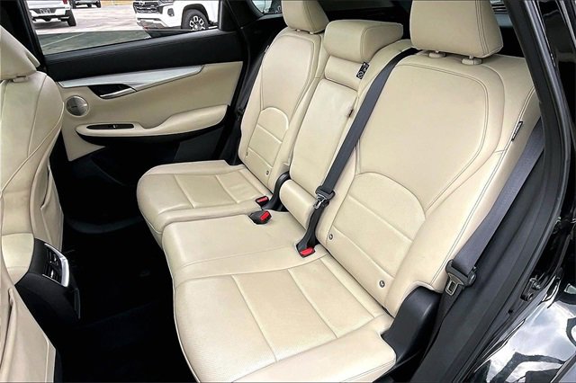 Used 2022 INFINITI QX50 Sensory image 22