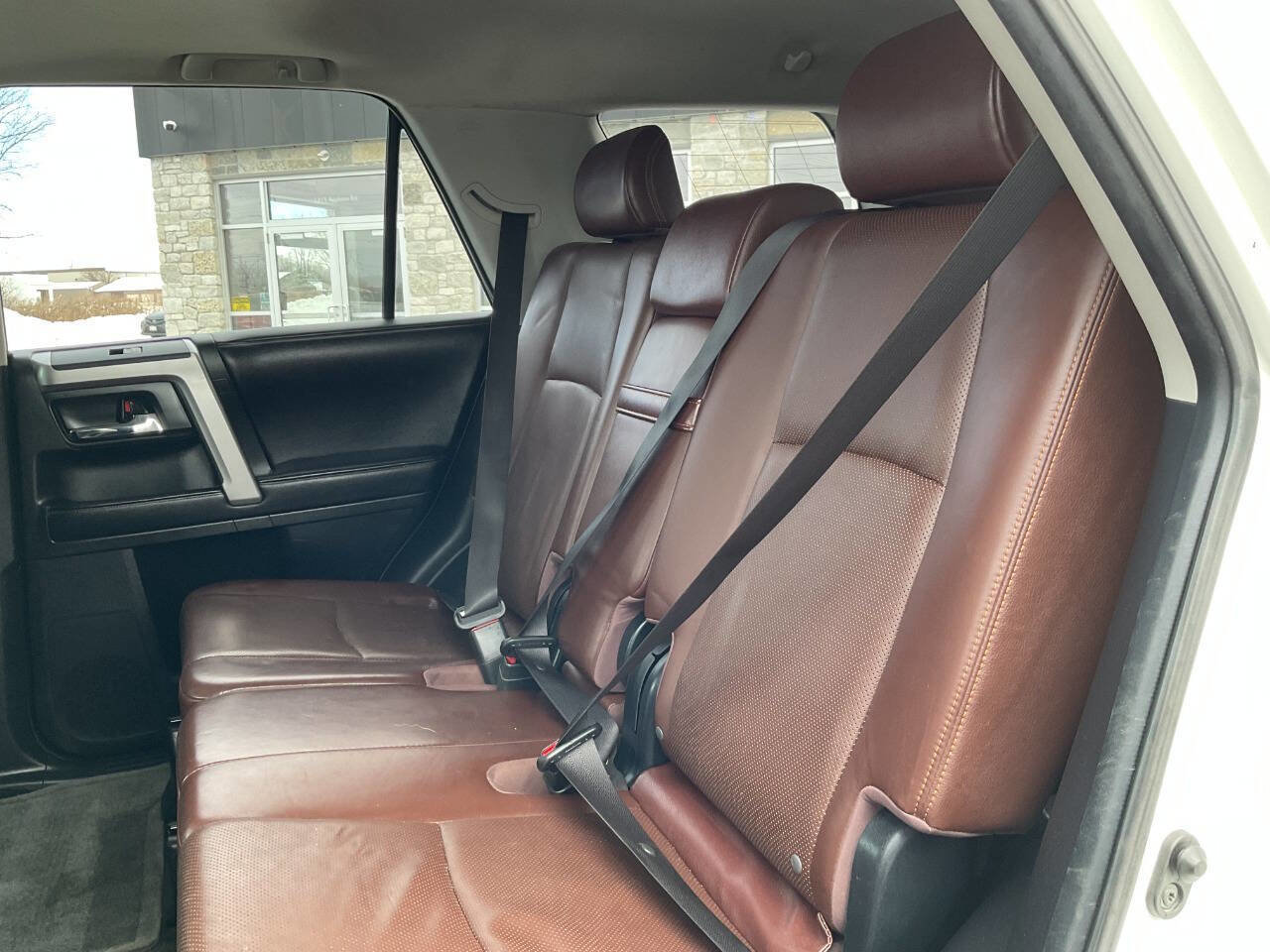 Used 2016 Toyota 4Runner Limited AWD/4WD image 32