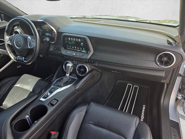 Used 2017 Chevrolet Camaro LT RWD image 25