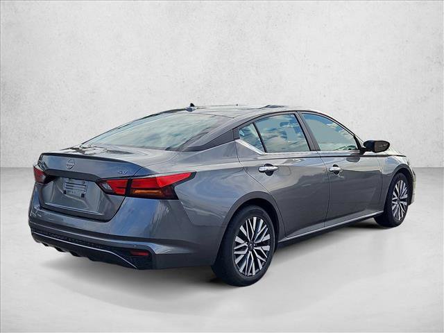 Used 2023 Nissan Altima 2.5 SV image 5