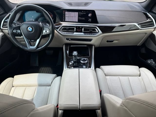 Used 2021 BMW X5 xDrive40i w/ Executive Package AWD/4WD image 18