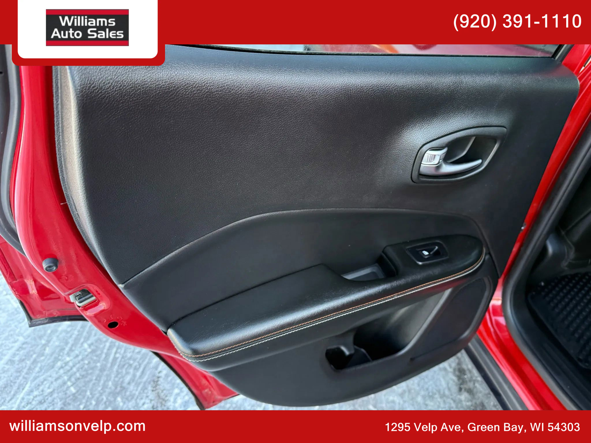 Used 2020 Jeep Compass Latitude w/ Cold Weather Group image 11